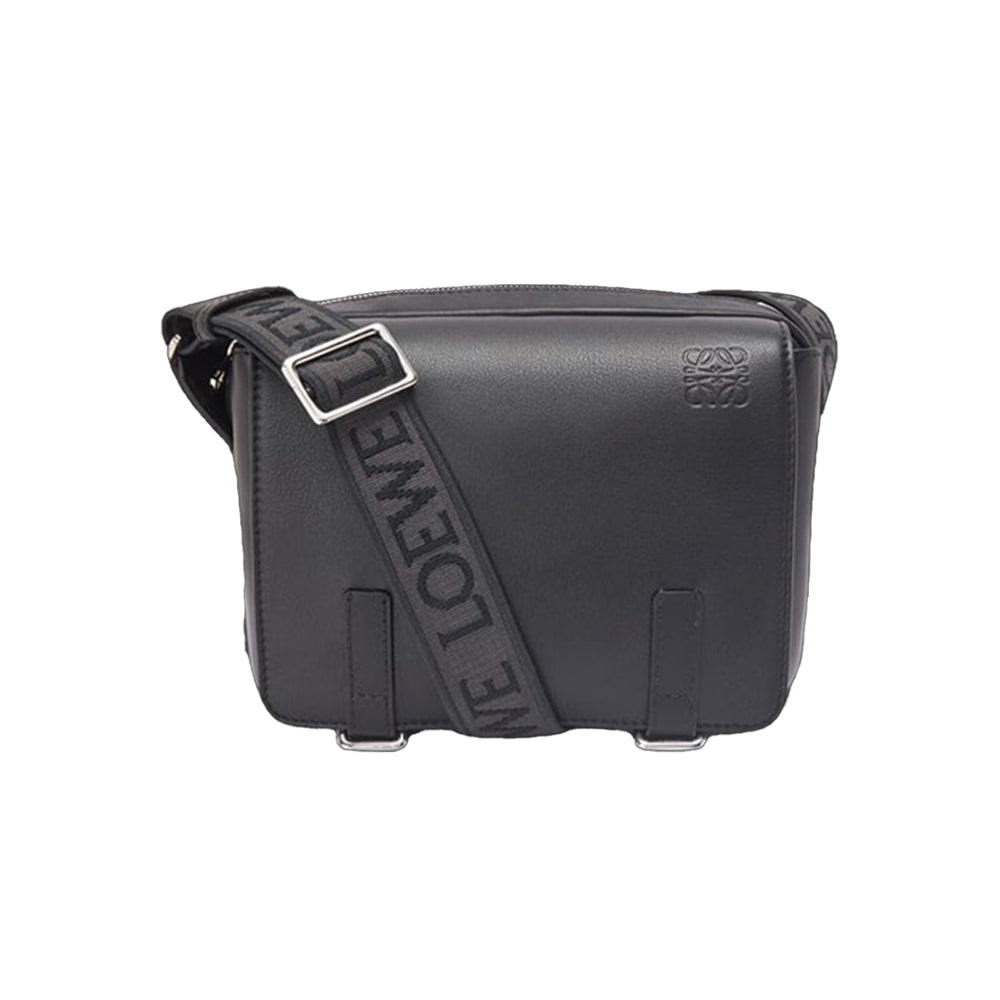 로에베 XS 밀리터리 메신저 백 인 서플 스무스 카프스킨 앤 자카드 블랙